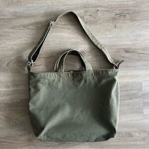 BAGGU Horizontal Duck Bag Olive Green Canvas Tote
